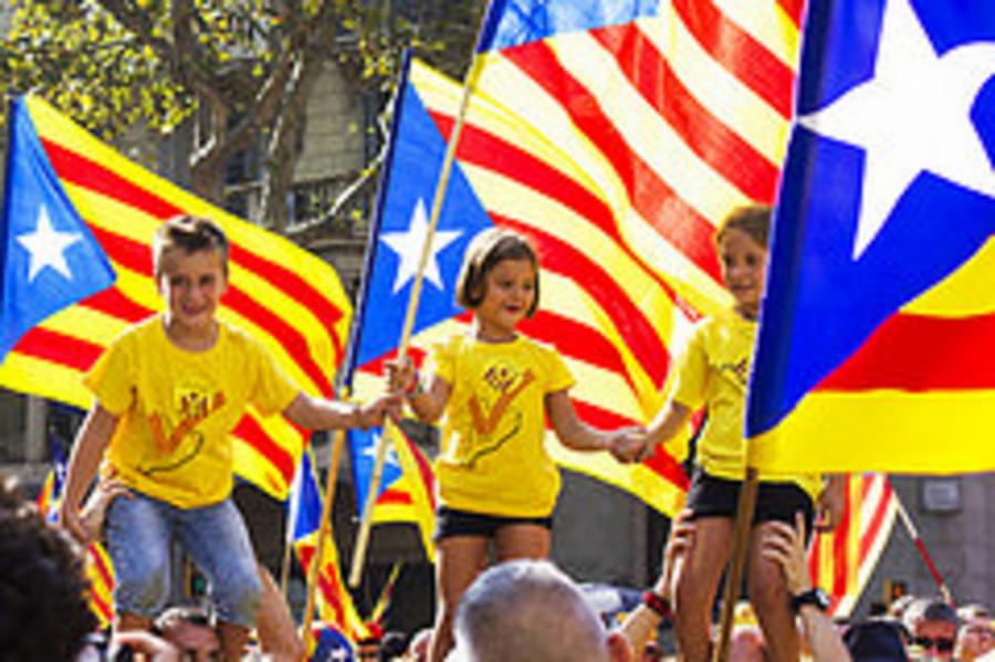 Uzvara vēlē&scaron;anās nozīmētu Katalonijas neatkarības pasludinā&scaron;anu