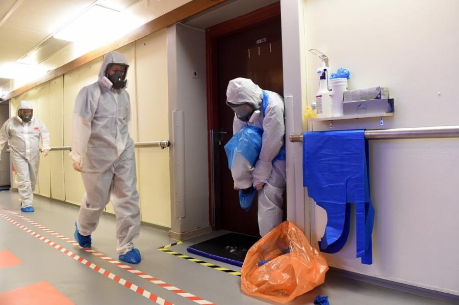 Latvijā samazinājies stacionēto Covid-19 pacientu skaits