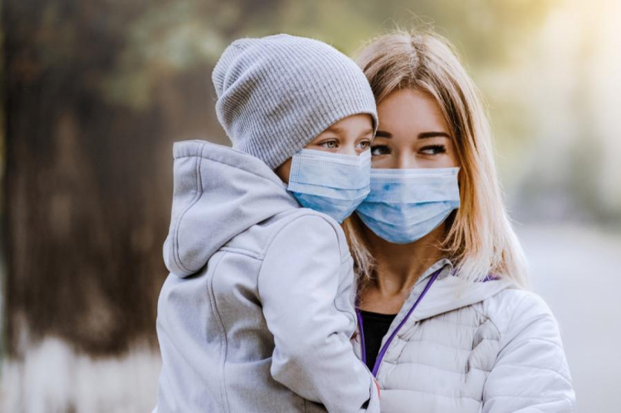 Piektdien Latvijā atklāti 544 Covid-19 gadījumi un deviņi sasirgušie miruši