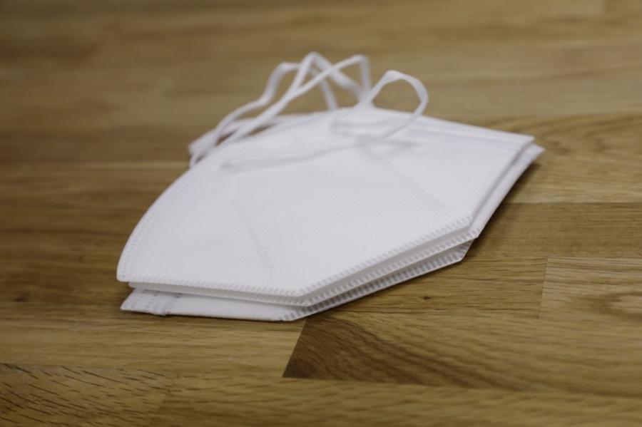 Klātienē strādājošajiem katru dienu rakstiski būs jāapliecina slimības neesamība