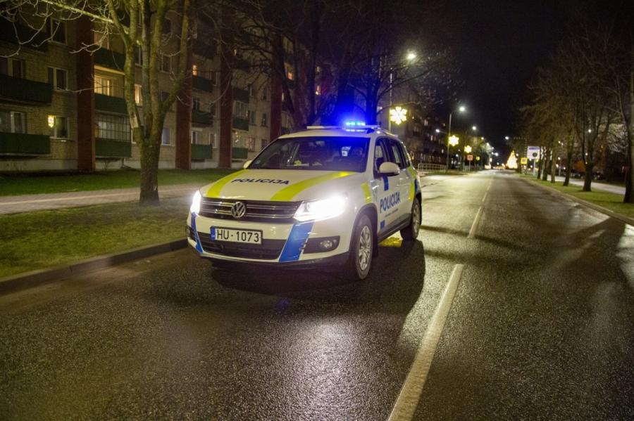 Trešajā komandantstundas naktī sāktas 356 pārkāpumu lietas