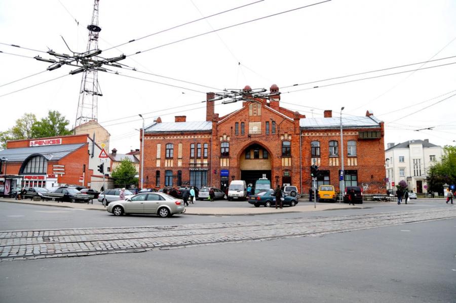 Ekspluatācijā nodots Āgenskalna tirgus priekšlaukums