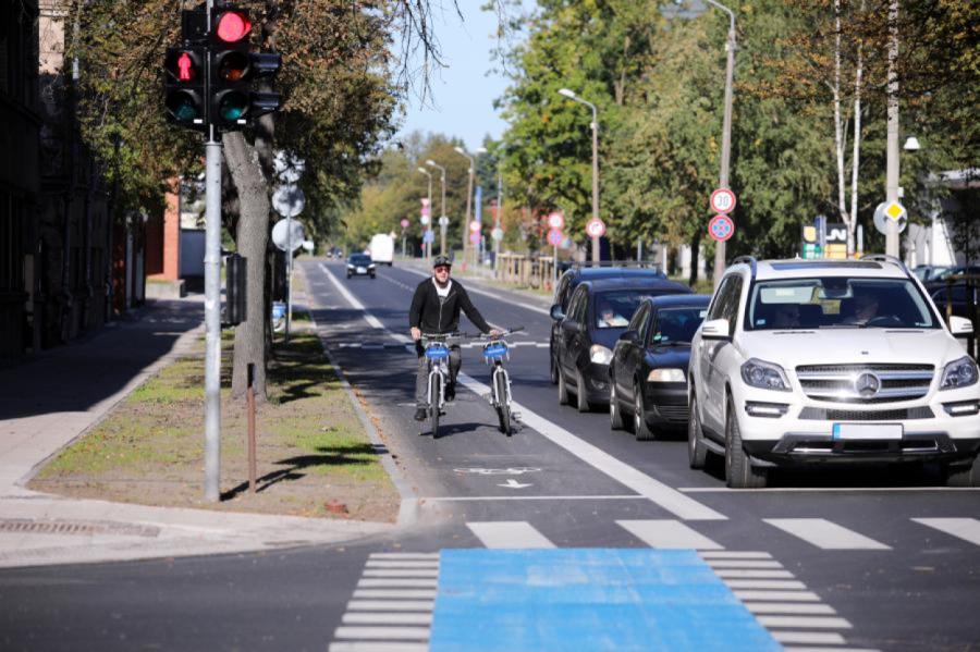 Ādažu pašvaldībā veidos mobilitātes punktu Carnikavā un veloceļu uz Rīgu