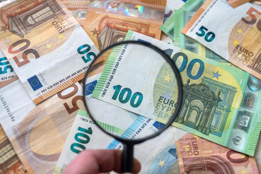 Dzīve uz parāda: pusmiljarda budžeta deficīts. Nu kā tā sanāca?