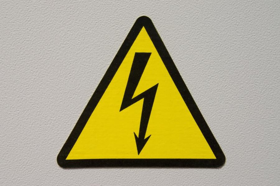 Pērn Latvijā reģistrēts mazākais gūto elektrotraumu skaits pēdējā desmitgadē