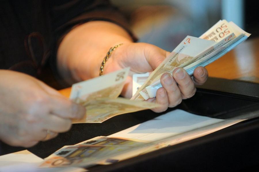 322 000 eiro! Tik daudz dažādās kompensācijās ierēdņiem izmaksās valdības maiņa