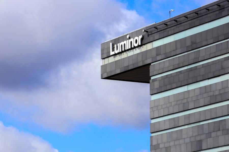 Lūk, kā! Amatu atstās Luminor Bank valdes priekšsēdētājs Peters Boseks