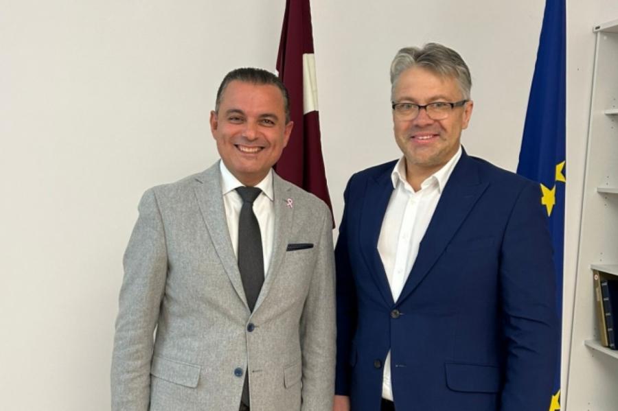 Abu Meri un Jansons vienojas stiprināt pacientu tiesību aizsardzību