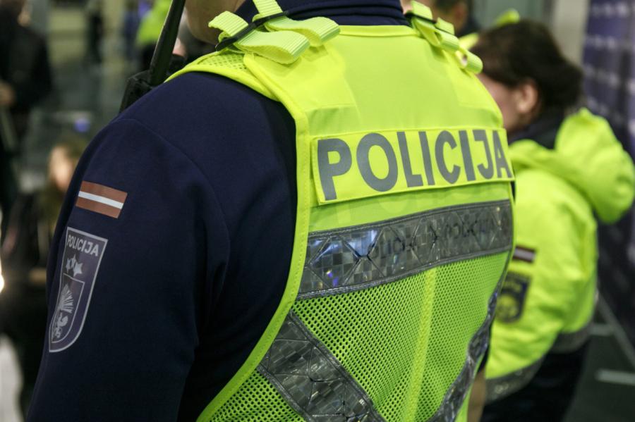 Kaislības Ventspilī: vīrietis draudēja nogalināt cilvēkus