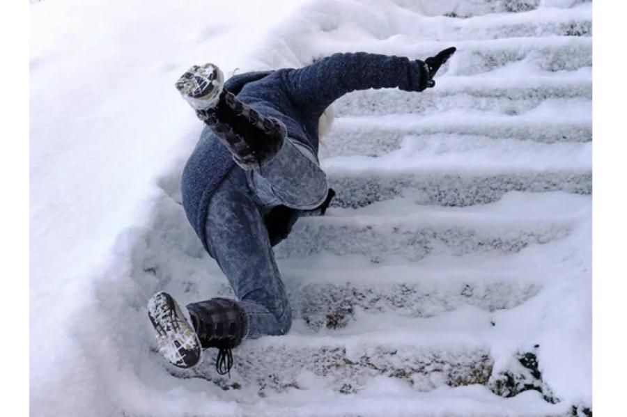 Kā izdzīvot ziemu bez traumām, konsultē speciālists (+VIDEO)