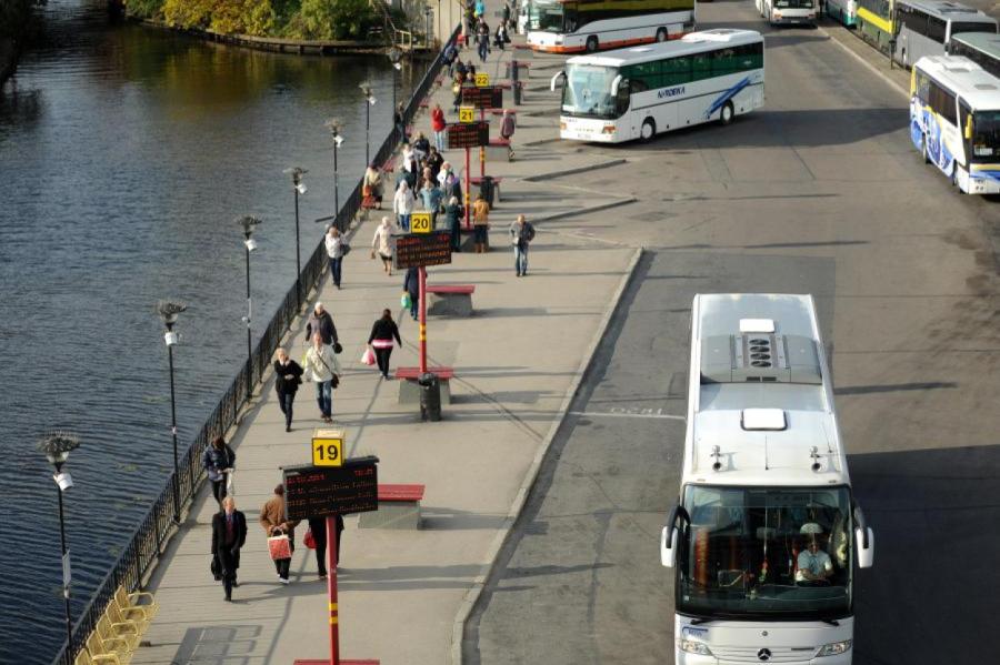 Reģionālo autobusu maršrutiem Rīgā galapunkts būs tikai autoostā