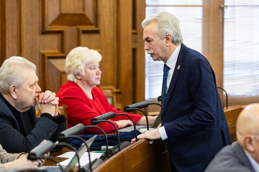 Deputāti sanāks uz sēdi, lai pieminētu Krievijas kara Ukrainā otro gadadienu