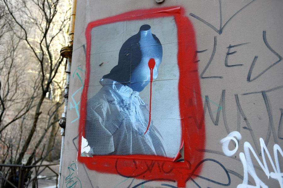 Ēku īpašniekiem plāno noteikt pienākumu no fasādes notīrīt grafiti zīmējumus