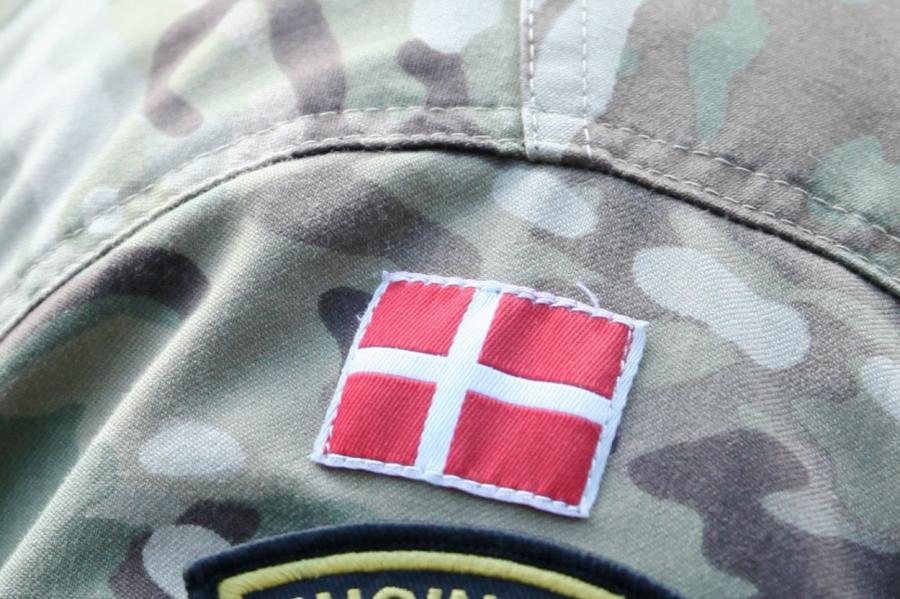 Dānija plāno iesaukt armijā arī sievietes un pagarināt dienesta laiku