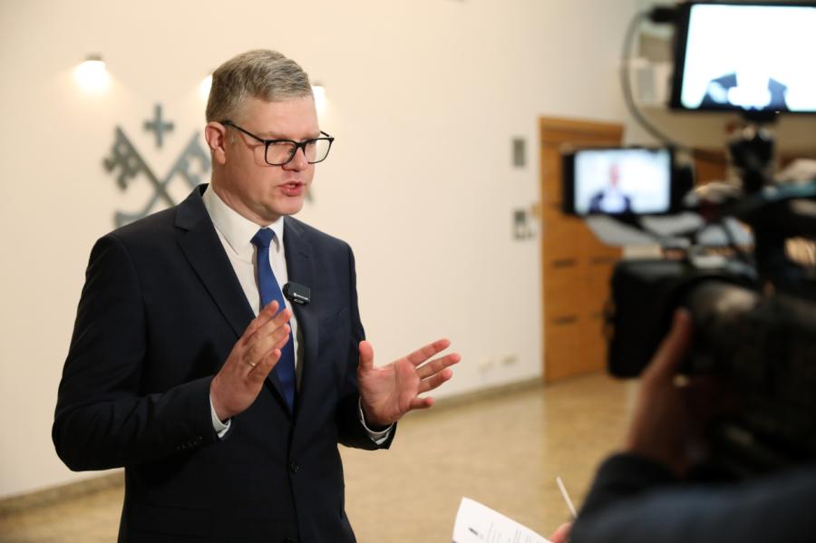 Ķirsis sola turpināt darbu pie azartspēļu aizliegšanas galvaspilsētā