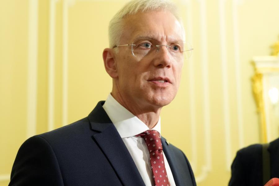 Valsts kontrole: ar Kariņa avioreisiem radīti 545 000 eiro nepamatoti izdevumi