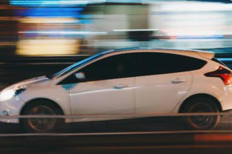 Aptauja: Latvijā 47% iedzīvotāju saskārušies ar agresīvu braukšanu