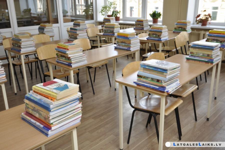 Reorganizēs vai likvidēs 54 pašvaldību dibinātas izglītības iestādes!