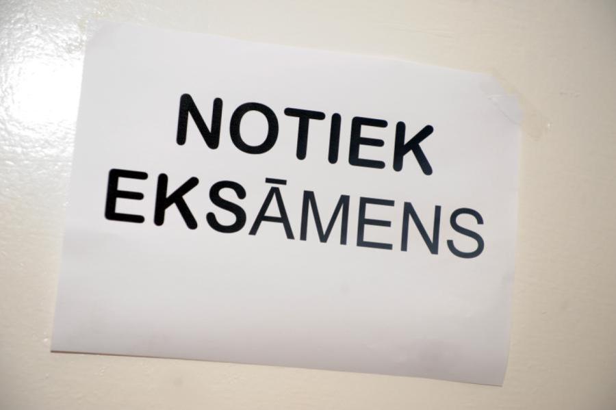Nelaimīgā matemātika: ko parādīja pamatskolas eksāmenu rezultāti?