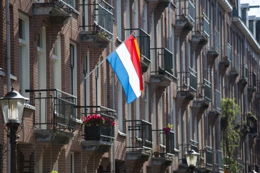 Diks Shofs stājies Nīderlandes premjerministra amatā