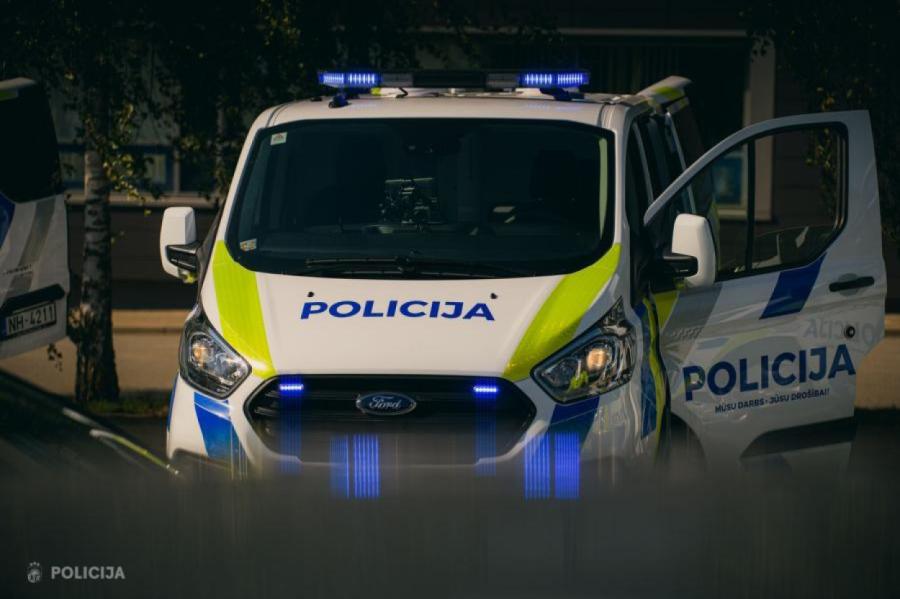 Krievijas pilsonim konfiscē Krievijā reģistrētu auto