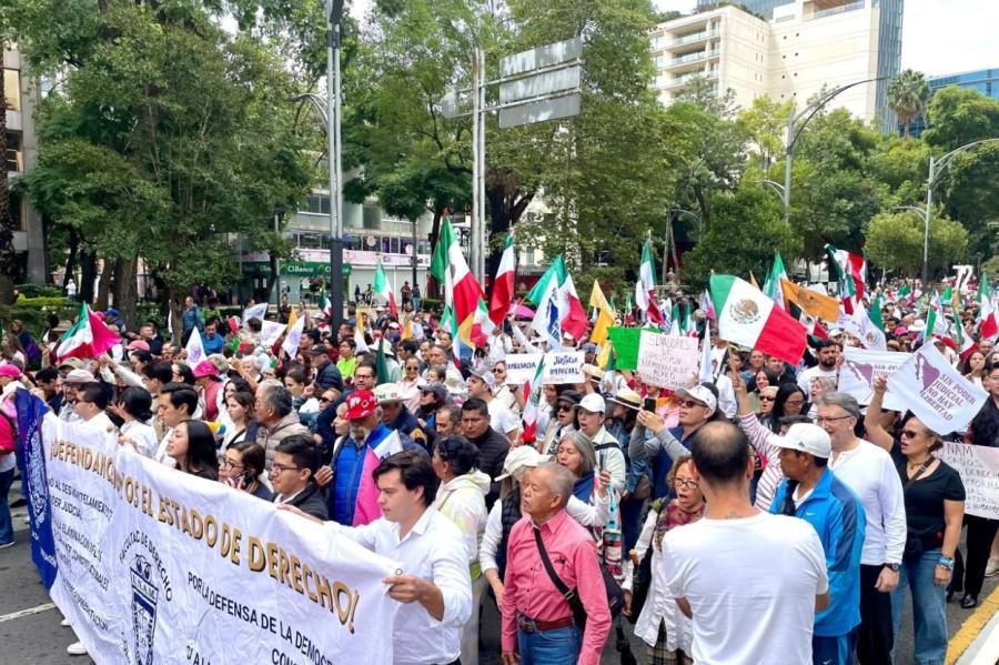 Meksikā turpinās protesti pret tiesu sistēmas reformām