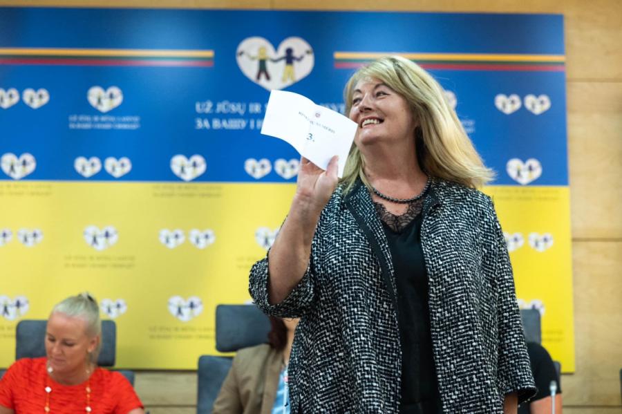 Lietuvas sociāldemokrāti turpinās sarunas par koalīciju