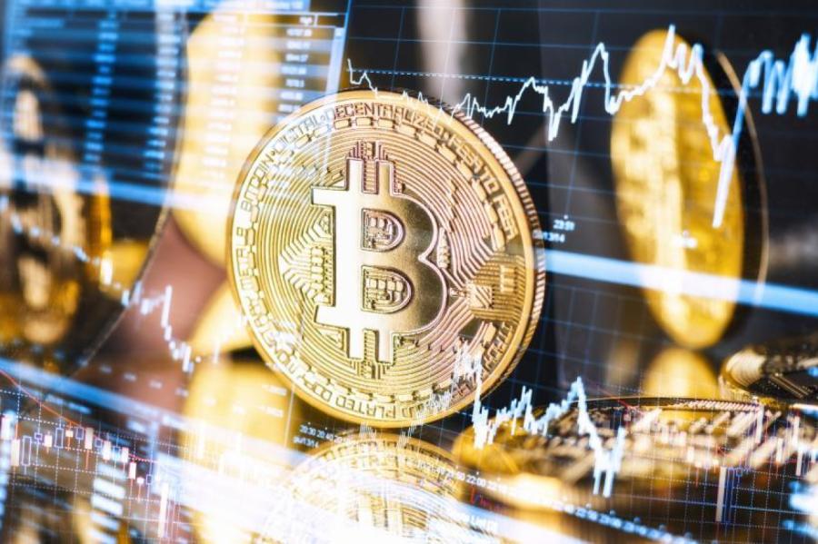 Bitcoin vērtība pirmoreiz pārsniedz 100 000 ASV dolāru