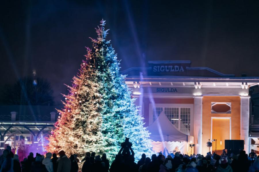 Sigulda ienes Adventa svētku noskaņās (+VIDEO)