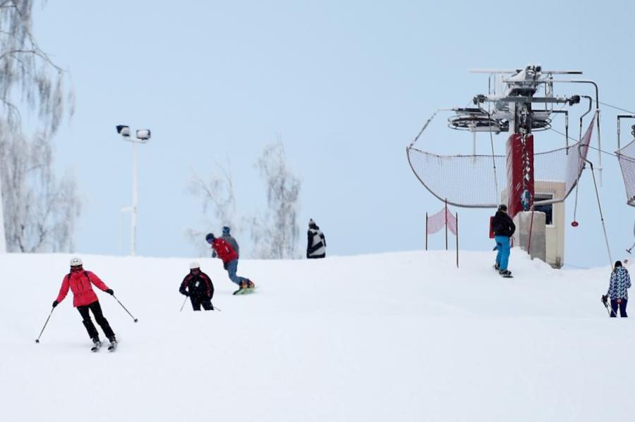 Ozolkalns un Žagarkalns cer uzsākt slēpošanas sezonu ap Ziemassvētkiem