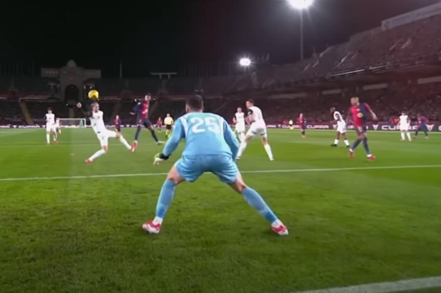 «Barcelona» ar sešu vārtu pārsvaru sagrauj «Valencia» (VIDEO)