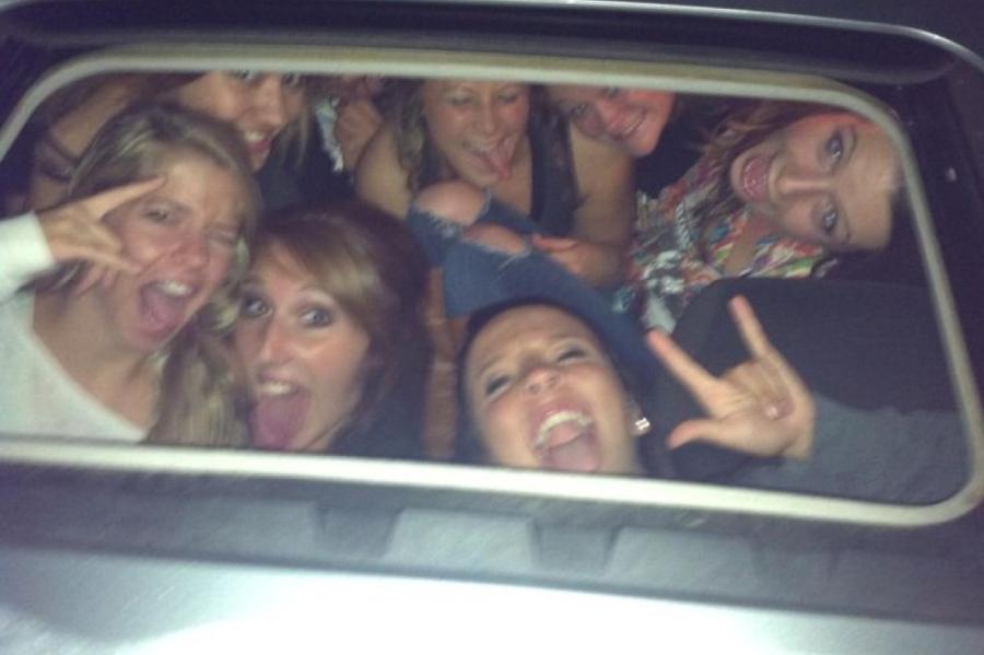 Cik droši uzvedas Latvijas šoferi, pastāstīja aptauja (+VIDEO)