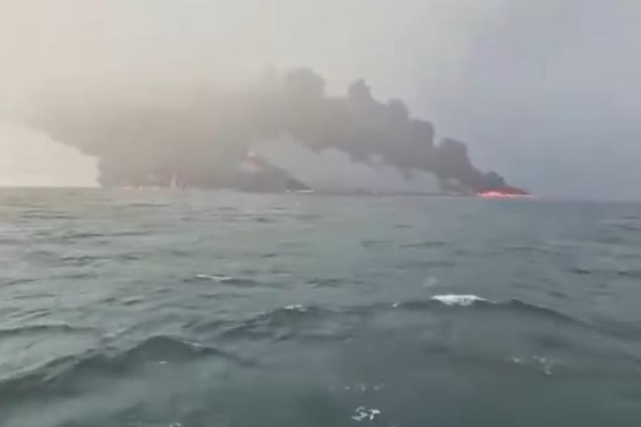 Ziemeļjūrā sadūrušies naftas tankkuģis un kravas kuģis