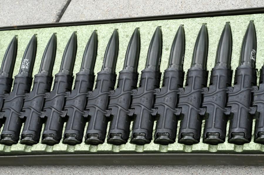 Latvijā plānots samazināt militārās ražotnes izveidei nepieciešamo laiku
