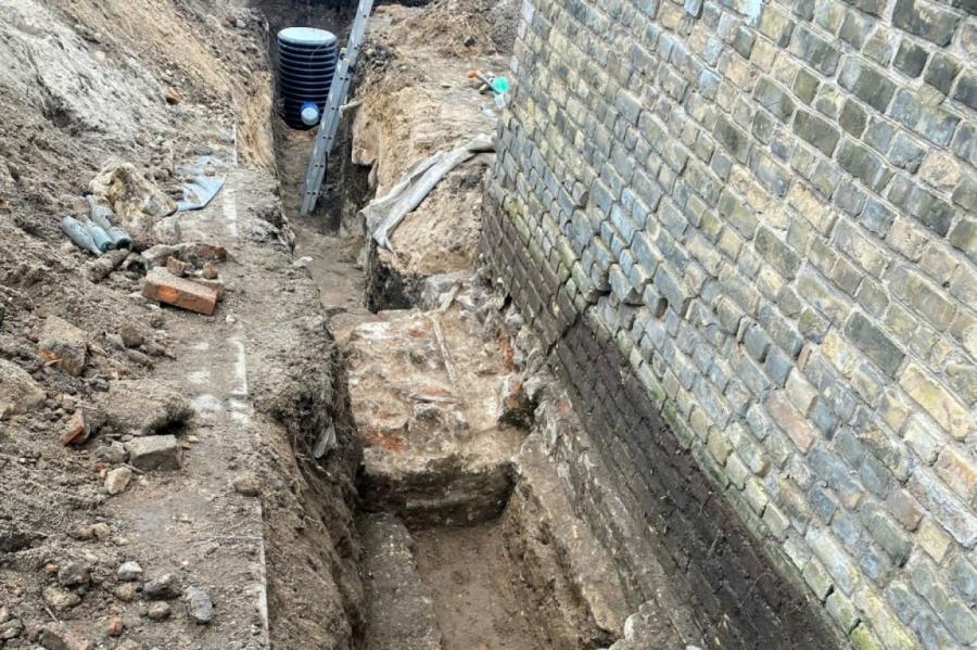 Rīgas 11. novembra krastmalā arheologi pētīs Horna bastionu (+VIDEO)