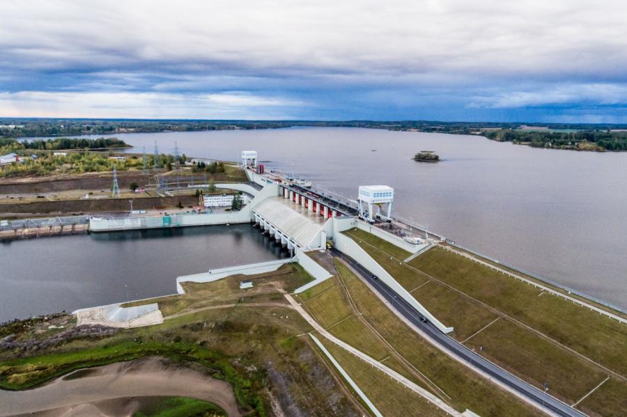 Siltā laika dēļ samazinājās Baltijas elektroenerģijas patēriņš (+VIDEO)