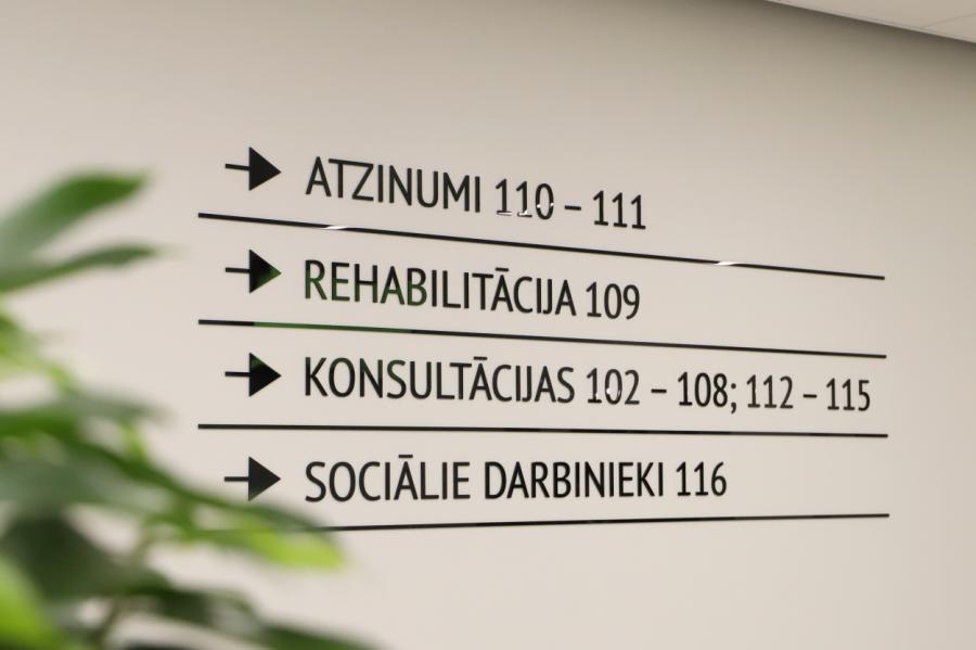 Labklājības ministrs mudina pašvaldības apdrošināt sociālos darbiniekus
