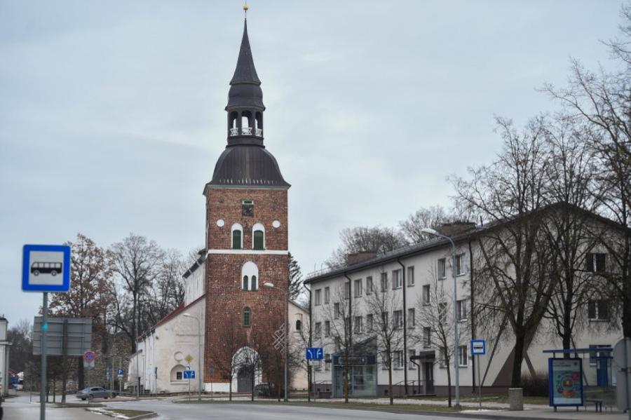 Augusi Valmieras novada iedzīvotāju uzticēšanās pašvaldībai