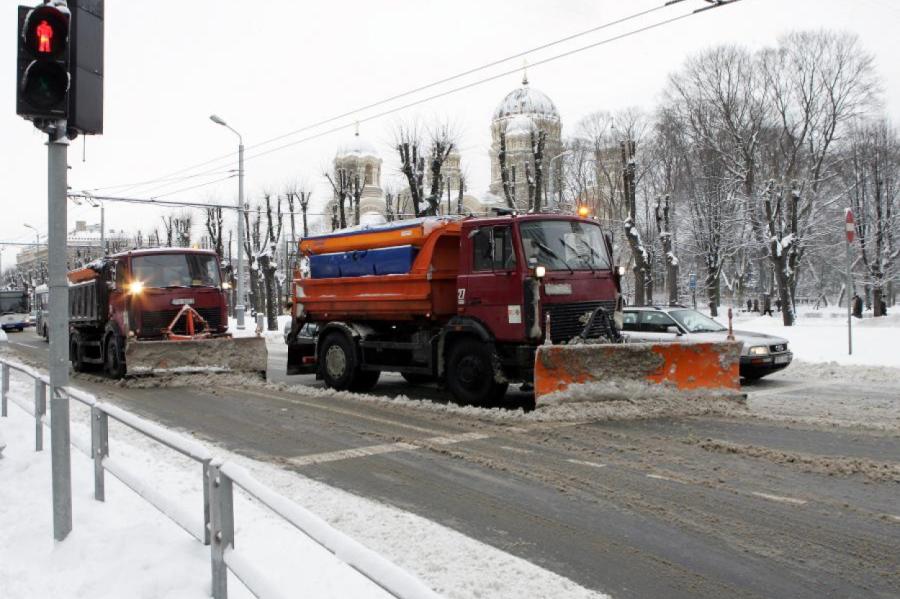 Rīgā pēc ziemas sezonas sakopti 90% brauktuvju