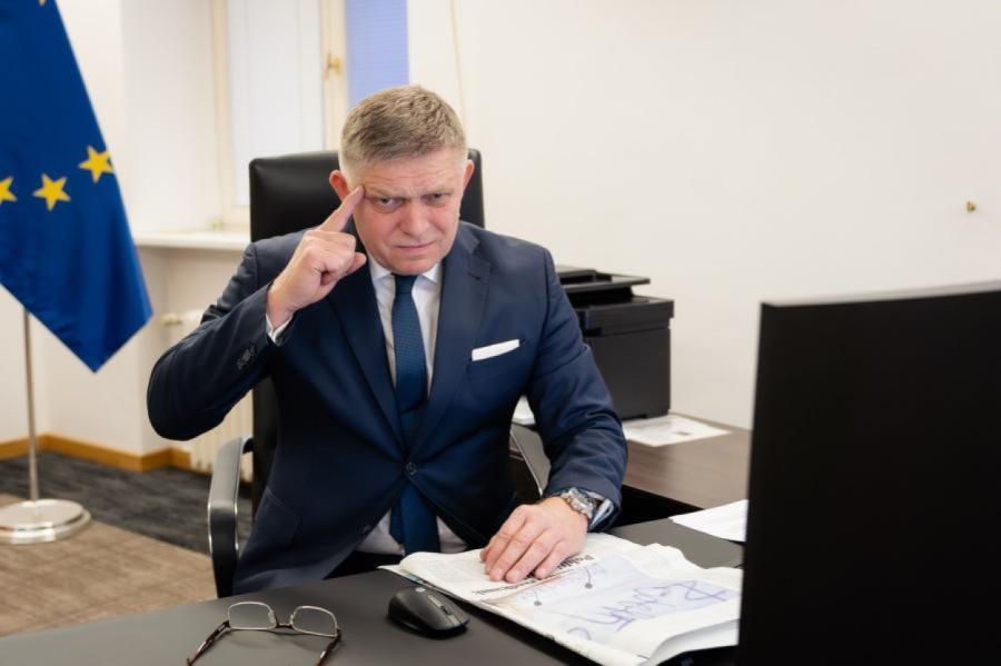 Fico noraida ES aicinājumu neapmeklēt 9.maija parādi Maskavā