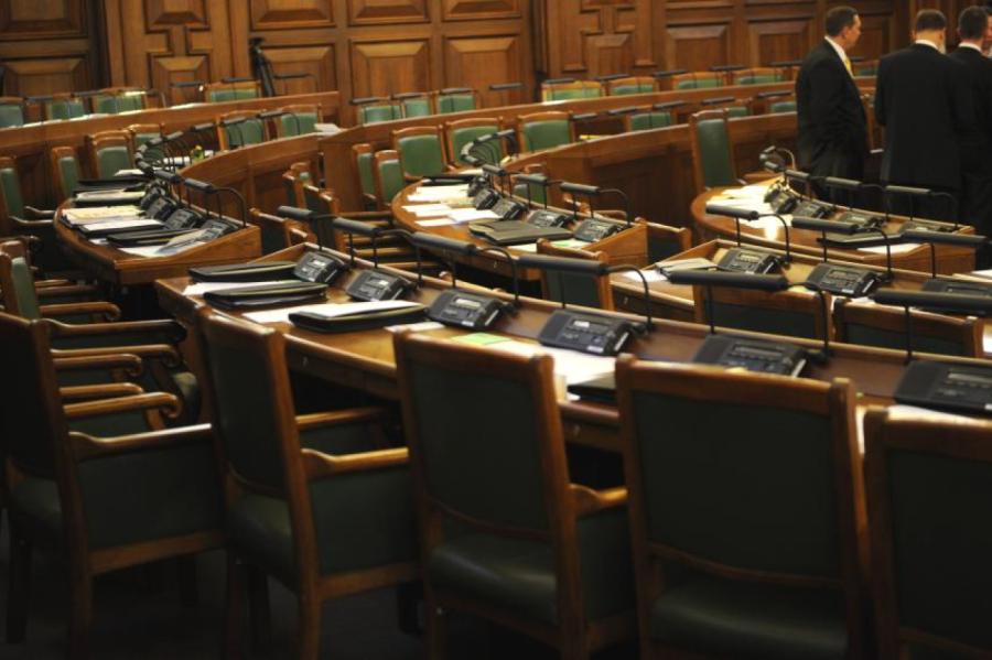 Saeima slēdz ziemas sesiju un dodas nedēļu garās brīvdienās