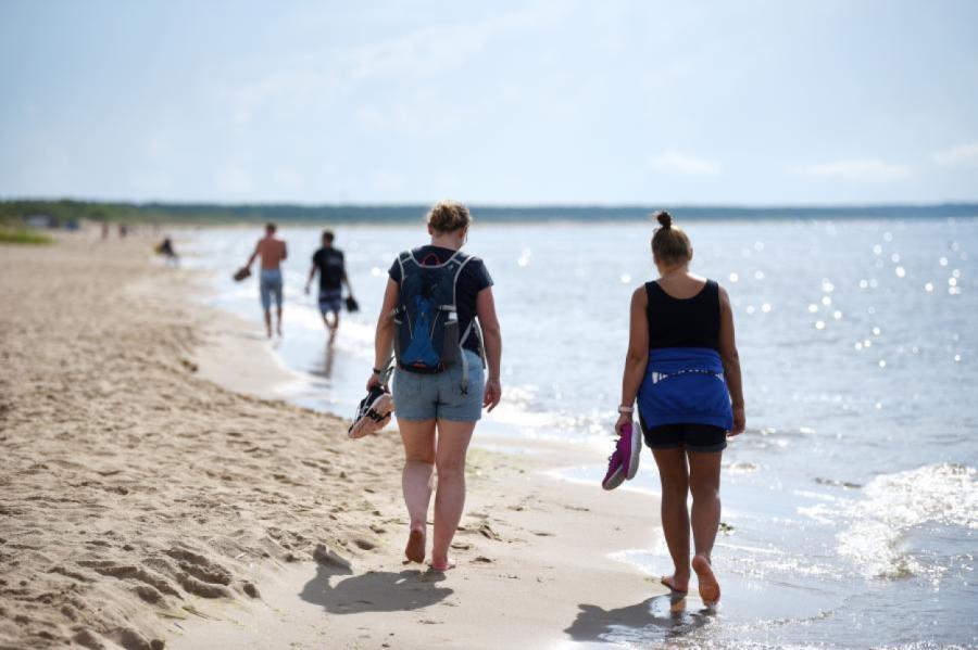 Karstums piektdien Latvijā nesis desmitus jaunu maksimālās temperatūras rekordu