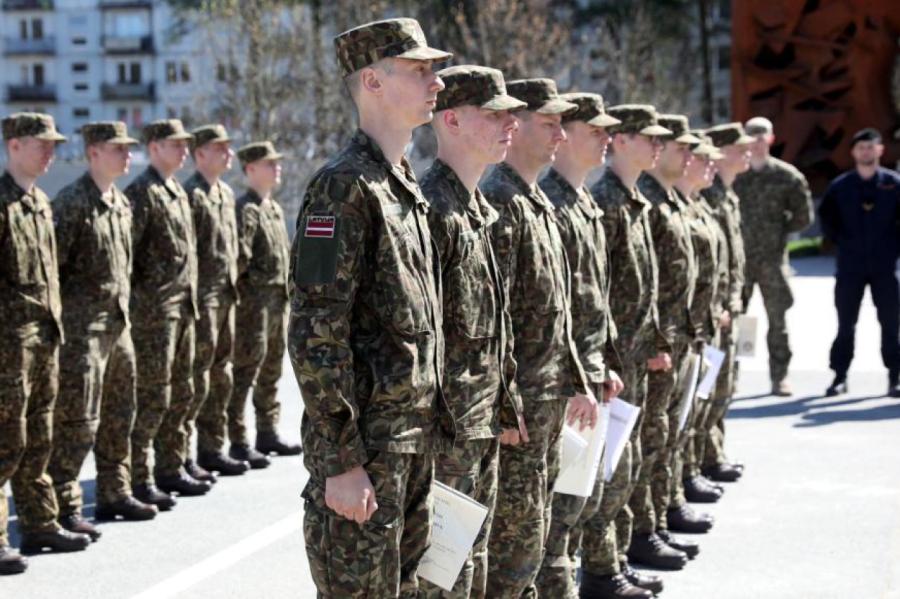 MP pārbaudē nekonstatē noziegumu par paziņojumu glābt no dienesta armijā