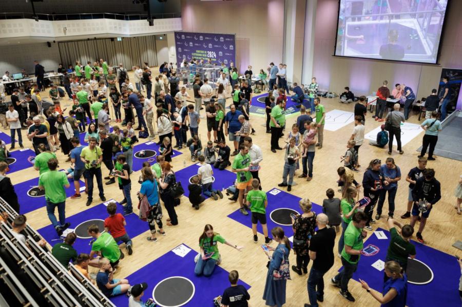 «Robotikas un elektronikas diena 2025» aicina (+VIDEO)