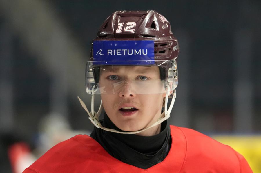 Prohorenkovs: Ceru, ka man ļaus spēlēt daudz