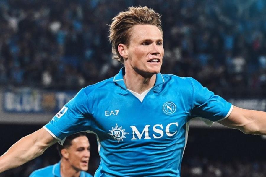 «Napoli» futbolisti izcīna Itālijas čempiontitulu