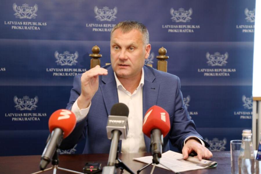 AT plēnums nesaskata pamatu atlaist no amata Stukānu