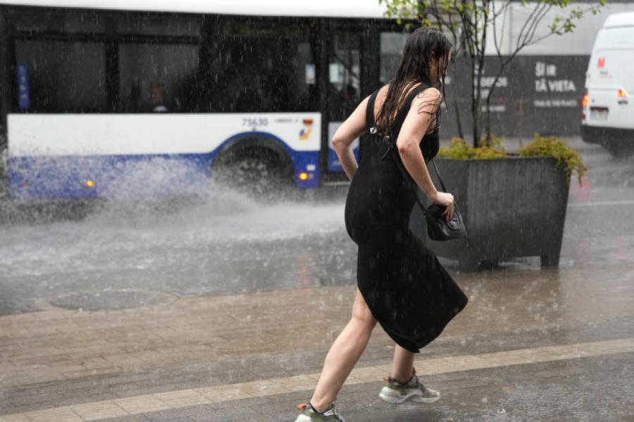 Trešdien gaidāms mākoņains un lietains laiks