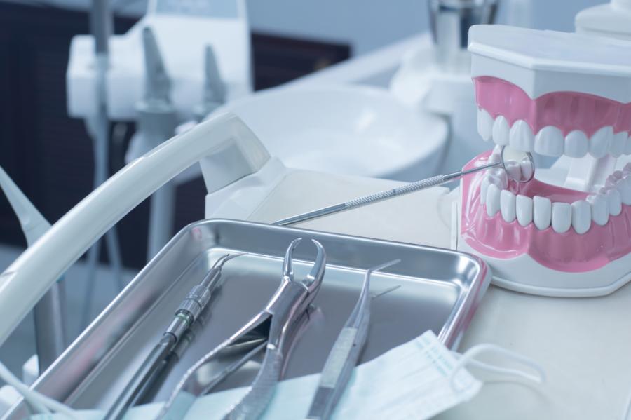 Kā sagatavoties vizītei pie akūtas zobārstniecības speciālista