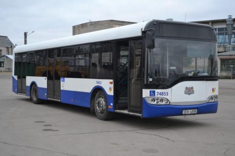 Nakts sabiedrisko transportu Rīgā izmanto vidēji 340 līdz 460 pasažieri